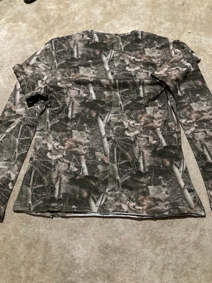 Kadın Kamuflaj Desenli Uzun Kollu Gri Tişört - Görsel 2