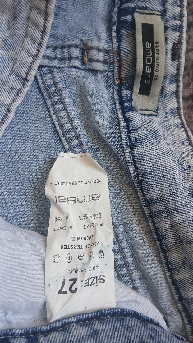 Kadın Çizgili Kemerli Denim Şort - Görsel 2