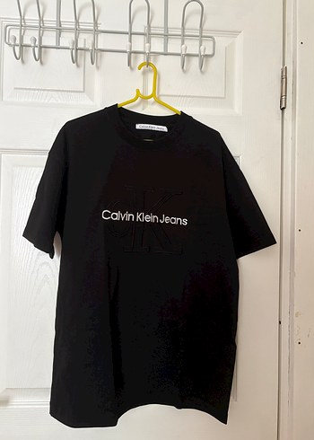Calvin Klein ürünü