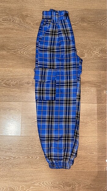 Bershka Pantolon