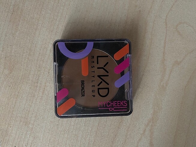 LYKD BRONZER