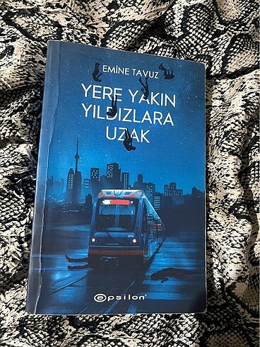 yere yakın yıldızlara uzak