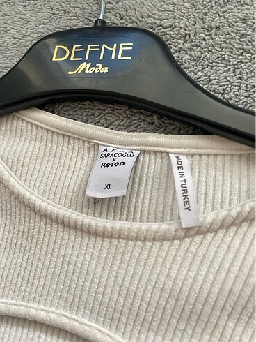 Koton pencere yaka crop