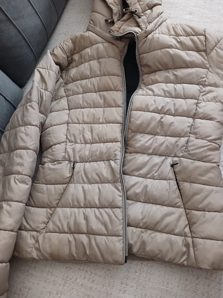 Zara Bej Kapüşonlu Midi Kışlık Kadın Mont - Görsel 4