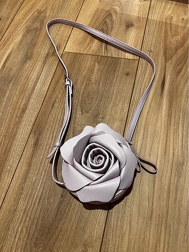 Zara lila çanta