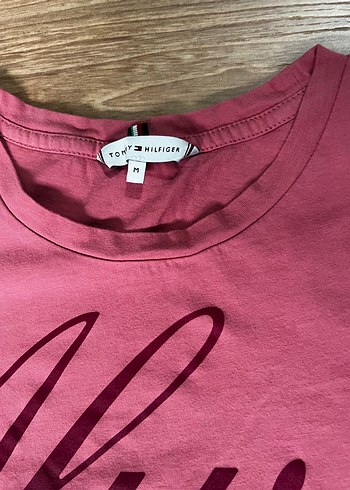 m Beden pembe Renk tommy Hilfiger Pembe Baskılı Kısa Kollu Tişört