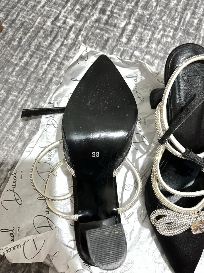 Beyaz Yılan Desenli Fiyonk Detaylı Stiletto - Görsel 2