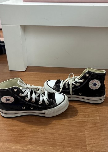 Convers 33 numara çocuk spor ayakkabı - Görsel 4