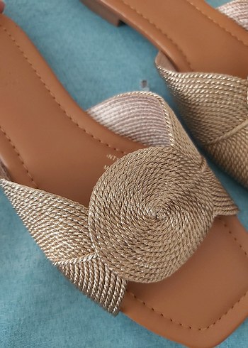 36 Beden Deri Tabanlı Kahverengi Pileli Stiletto Terlik