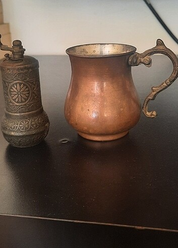 Diğer Bakır tas ve kahve değirmeni