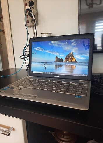 TOSHIBA SATELLİTE L500 1UU - Görsel 8