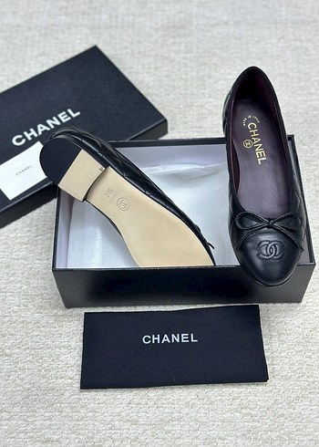 39 Beden siyah Renk Chanel Siyah Modern Klasik Kadın Babet