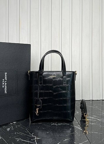 Saint Laurent Saint Laurent
