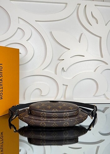 Louis Vuitton Louis Vuitton