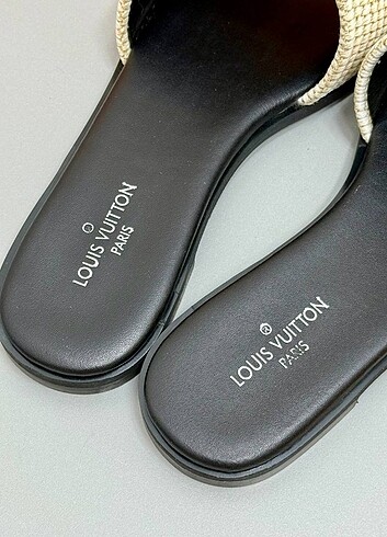 Louis Vuitton Louis Vuitton