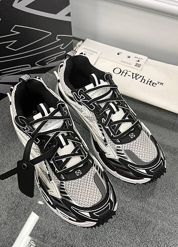 Off White