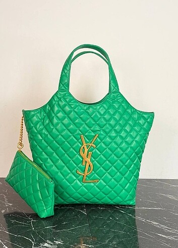 Saint Laurent Saint Laurent