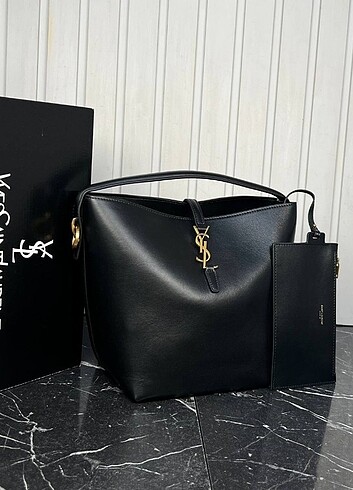 Beden çeşitli Renk Saint Laurent