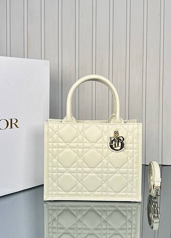 Dior Christian Dior