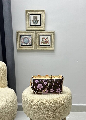  Beden LOUIS VUITTON