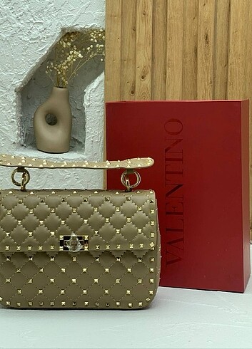Beden çeşitli Renk Valentino