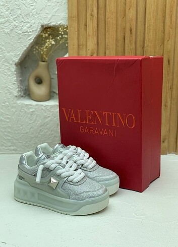 diğer Beden beyaz Renk Valentino