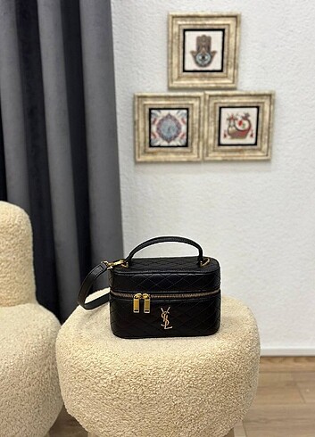  Beden Saint laurent
