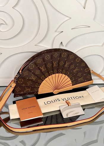 Louis Vuitton Kadın Kahverengi Deri Çanta