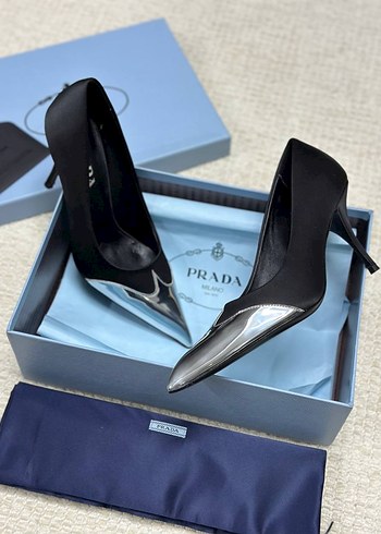 Prada Siyah Modern Klasik Stiletto
