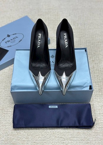 39 Beden Prada Siyah Modern Klasik Stiletto