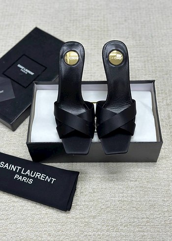36 Beden Yves Saint Laurent Siyah Topuklu Kadın Ayakkabı