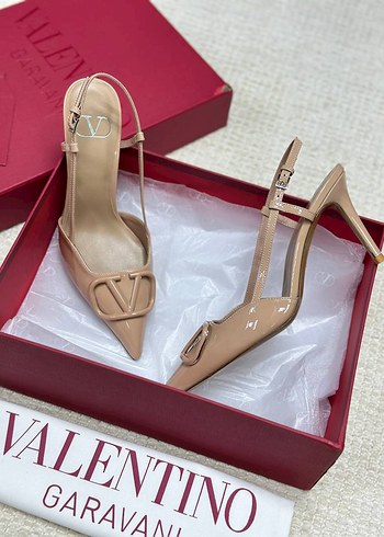 Valentino Bej Tokalı Stiletto