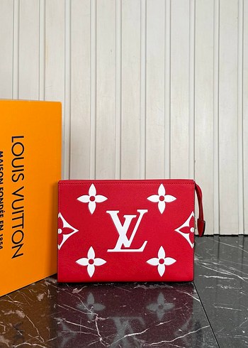 Beden gri Renk Gri Desenli Louis Vuitton Deri Kadın Clutch