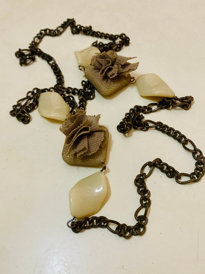 Çiçek Detaylı Uzun Zincir Bohem Kadın Kolye - Görsel 2