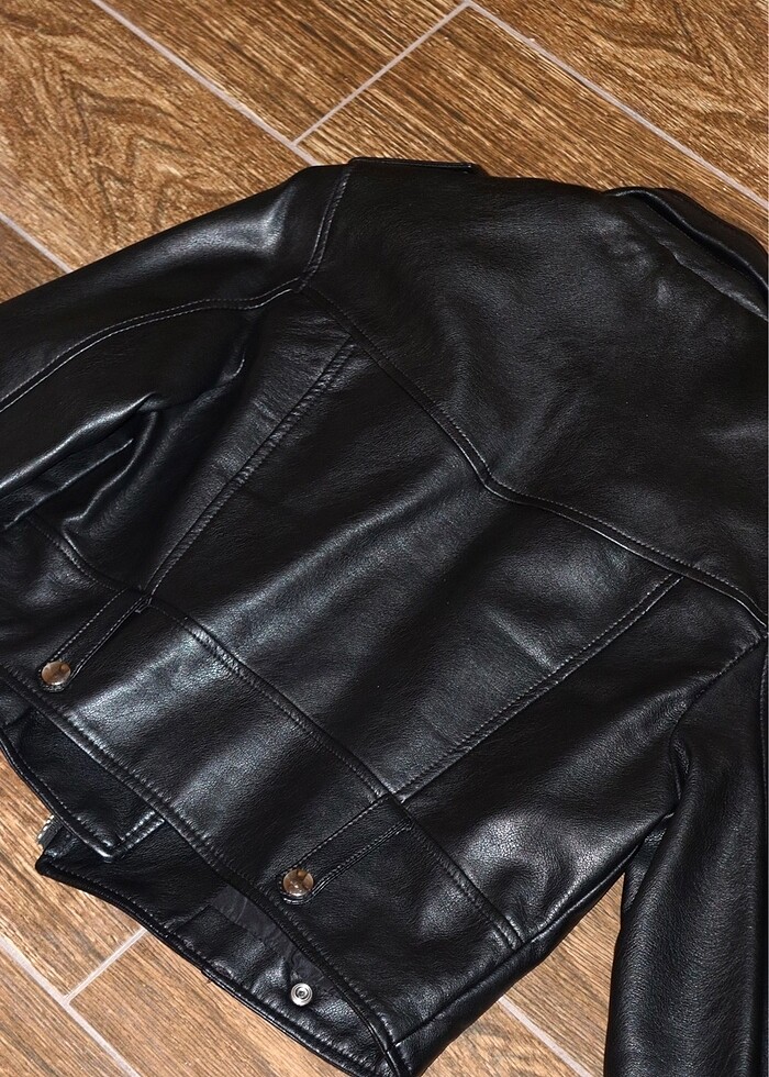 Bershka Deri Ceket - Görsel 3