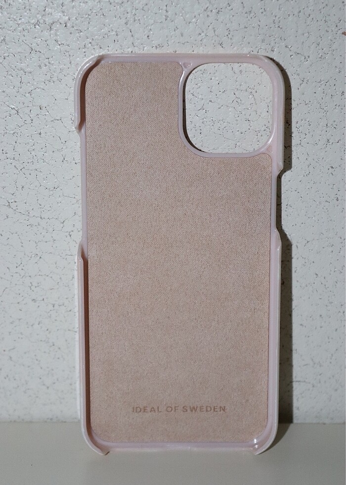 Ideal of Sweden iPhone 13 - Görsel 2