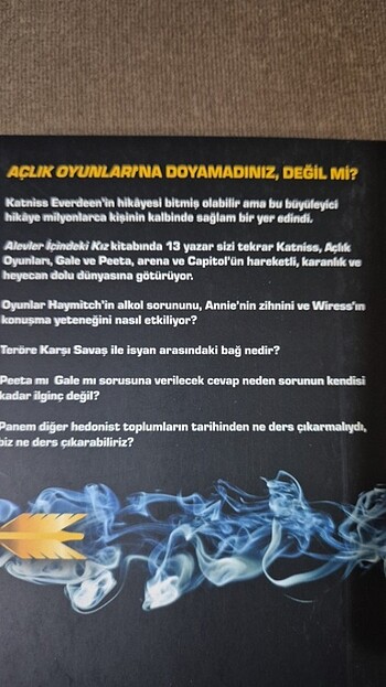 Beden Alevler İçindeki Kız Açlık Oyunları