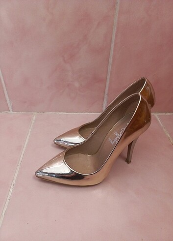 Sibel Agakay tasarim stiletto