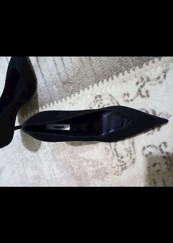 Siyah Süet Stiletto Topuklu Kadın Ayakkabı - Görsel 3