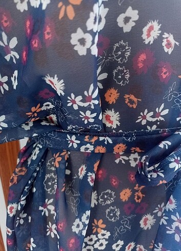 Tasarımcı Çiçek detaylı şifon kimono pareo 