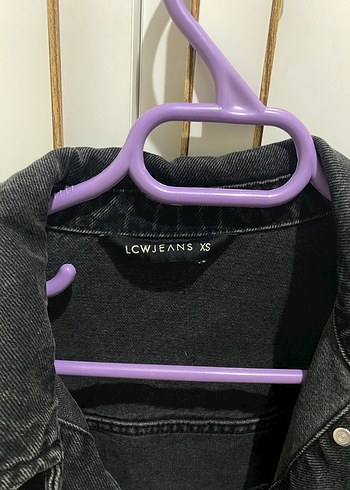 LC Waikiki Siyah Düğmeli Kadın Denim Ceket