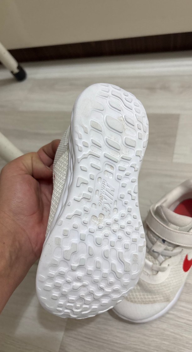 Kız Çocuk Beyaz Cırtlı Spor Ayakkabı - Görsel 3