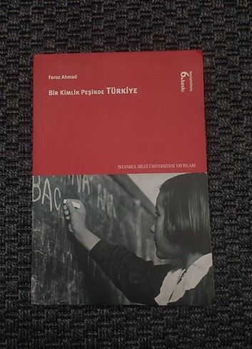 Bir Kimlik Peşinde Türkiye Kitap