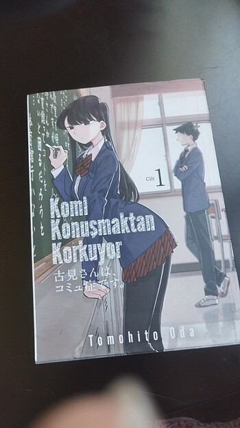 Komi konuşmaktan korkuyor Türkçe 1. Cilt