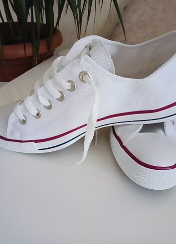 39 Beden Converse yeni sıfır