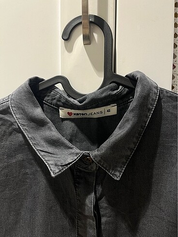 KOTON. 36-42 Beden. GRİ SATEN KOT KARIŞIKI GÖMLEK - Görsel 4