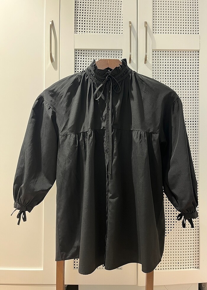 SİYAH GÖMLEK - Görsel 2