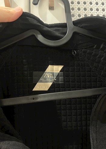 Zara Erkek Siyah Fermuarlı Yüksek Yakalı Sweatshirt - Görsel 4