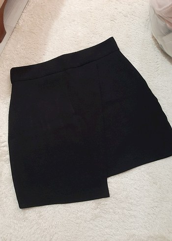 Siyah Mini Düz Kumaş Kesim Etek