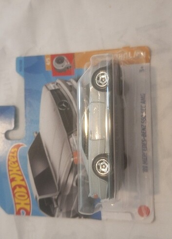  Hot wheels Mercedes Benz 560 sec AMG